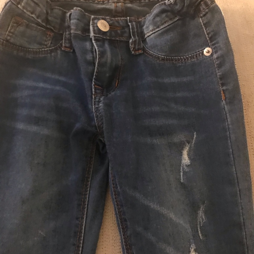 Toddler Hudson distressed jeans